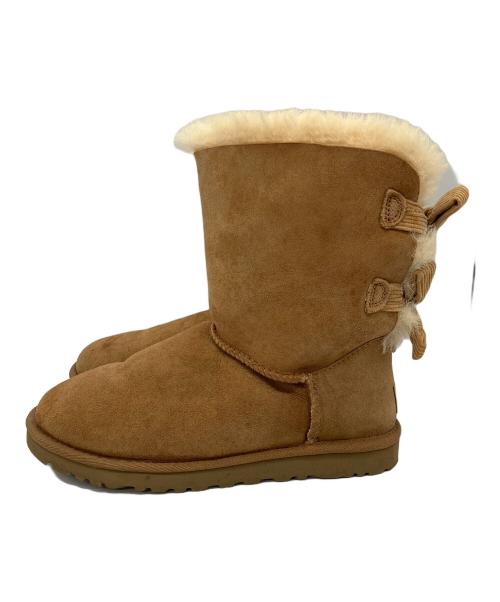 UGG Australia（アグ オーストラリア）UGG Australia (アグ オーストラリア) ムートン ブーツ ショート ミドル スエード　ベイリーボウ　Bailey Bow ブラウン サイズ:23の古着・服飾アイテム