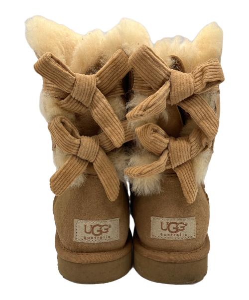 UGG Australia（アグ オーストラリア）UGG Australia (アグ オーストラリア) ムートン ブーツ ショート ミドル スエード　ベイリーボウ　Bailey Bow ブラウン サイズ:23の古着・服飾アイテム