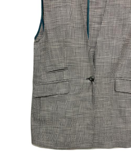 TOMORROW LAND collection（トゥモローランドコレクション）TOMORROW LAND collection (トゥモローランドコレクション) シャイニーグレンチェック Vカラージレ グレー サイズ:36の古着・服飾アイテム