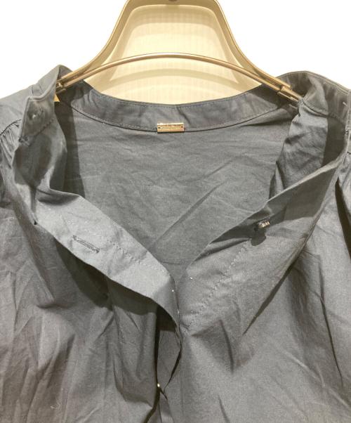 Mila Owen（ミラオーウェン）Mila Owen (ミラオーウェン) スタンド衿前ふらし後ドッキングシャツワンピース ネイビーの古着・服飾アイテム