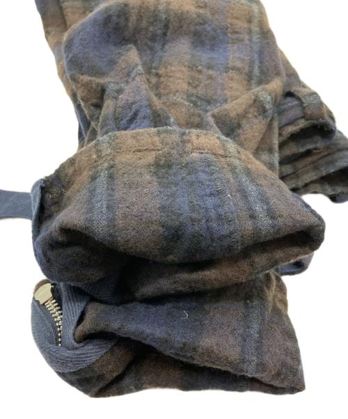 sacai（サカイ）sacai (サカイ) ベルテッドパンツ ネイビーの古着・服飾アイテム