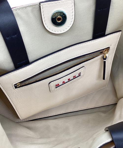 MARNI（マルニ）MARNI (マルニ) MUSEO SOFT カラーブロック2WAYバッグ レッド×アイボリーの古着・服飾アイテム