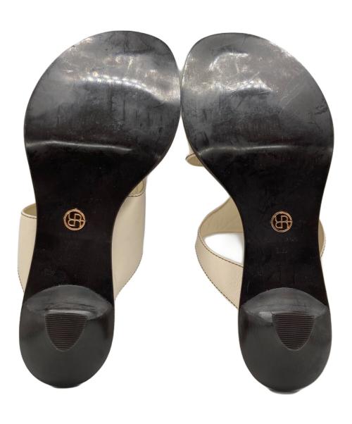 Le Talon GRISE（ル タロン グリーズ）Le Talon GRISE (ル タロン グリーズ) RESINA HEEL TONGS SANDALS アイボリー サイズ:LLの古着・服飾アイテム