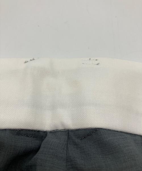 STUDIOUS（ステュディオス）STUDIOUS (ステュディオス) Asymmetric Front Trousers グレー サイズ:1の古着・服飾アイテム