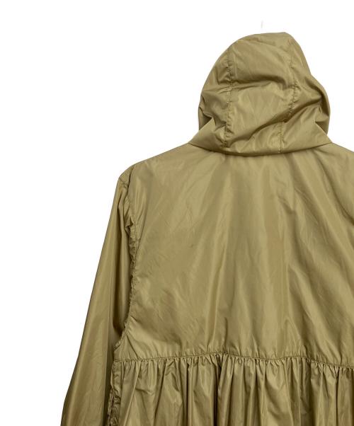 DUVETICA（デュベティカ）DUVETICA (デュベティカ) Aラインジャケット カーキ サイズ:38の古着・服飾アイテム