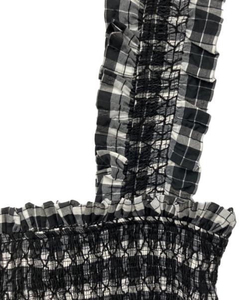 GANNI（ガニー）GANNI (ガニー) シアサッカーワンピース ブラック×ホワイト サイズ:42の古着・服飾アイテム