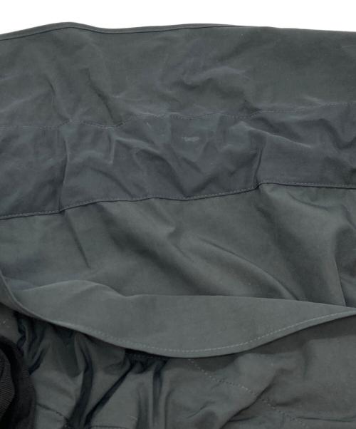 FRAY ID（フレイ アイディー）FRAY ID (フレイ アイディー) ラッフルギャザーブラウス ブラック サイズ:1の古着・服飾アイテム