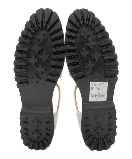 MOHI（モヒ）MOHI (モヒ) グルカサンダル ホワイト サイズ:36の古着・服飾アイテム