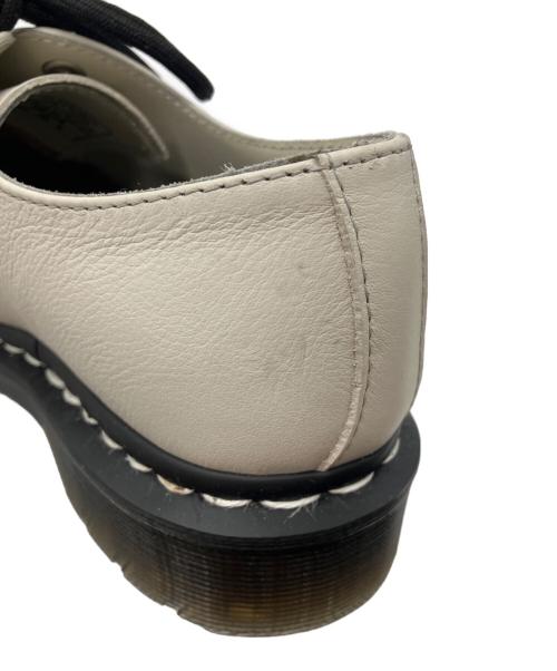 Dr.Martens（ドクターマーチン）Dr.Martens (ドクターマーチン) BONE VIRGINIA OXFORD　レザーシューズ アイボリー サイズ:23の古着・服飾アイテム