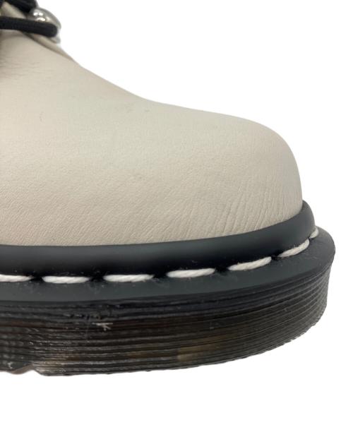 Dr.Martens（ドクターマーチン）Dr.Martens (ドクターマーチン) BONE VIRGINIA OXFORD　レザーシューズ アイボリー サイズ:23の古着・服飾アイテム
