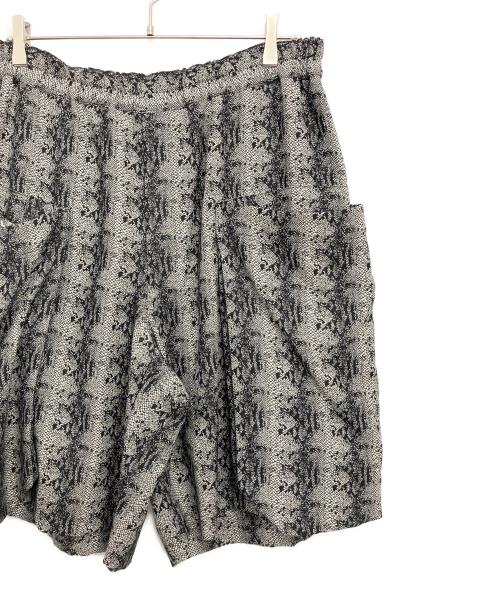 COMME des GARCONS HOMME PLUS（コムデギャルソンオムプリュス）COMME des GARCONS HOMME PLUS (コムデギャルソンオムプリュス) ハーフパンツ ブラック サイズ:Mの古着・服飾アイテム