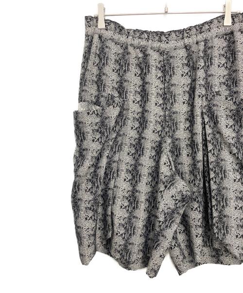 COMME des GARCONS HOMME PLUS（コムデギャルソンオムプリュス）COMME des GARCONS HOMME PLUS (コムデギャルソンオムプリュス) ハーフパンツ ブラック サイズ:Mの古着・服飾アイテム