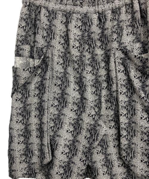 COMME des GARCONS HOMME PLUS（コムデギャルソンオムプリュス）COMME des GARCONS HOMME PLUS (コムデギャルソンオムプリュス) ハーフパンツ ブラック サイズ:Mの古着・服飾アイテム