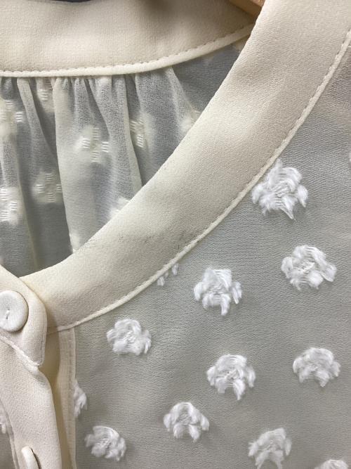 IENA（イエナ）IENA (イエナ) Mi * Trefle シアーギャザーブラウス アイボリー サイズ:-の古着・服飾アイテム