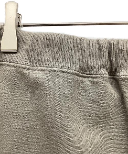 KUON（クオン）KUON (クオン) サイドラインスウェットパンツ カーキ サイズ:Mの古着・服飾アイテム