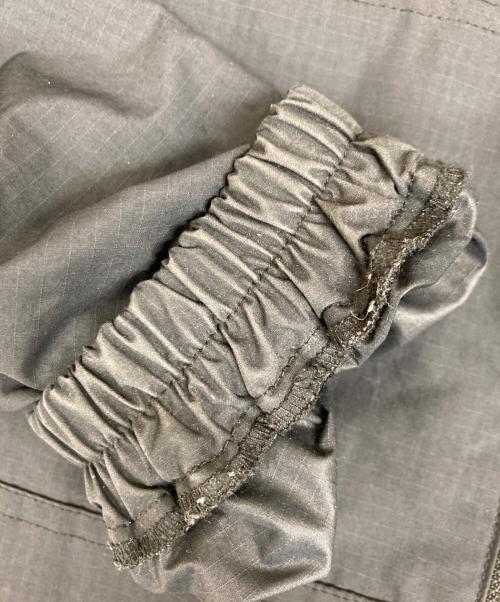 FPAR（エフピーエーアール）FPAR (エフピーエーアール) バックプリントジップジャケット ブラック サイズ:Sの古着・服飾アイテム