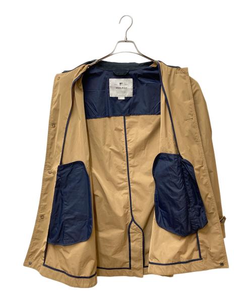 WOOLRICH（ウールリッチ）WOOLRICH (ウールリッチ) シティコート WOOU0357 ベージュ×ネイビー サイズ:USA Mの古着・服飾アイテム