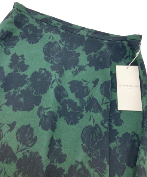 TOMORROW LAND（トゥモローランド）TOMORROW LAND (トゥモローランド) シャドーフラワープリント アシンメトリーサーキュラースカート ブラック サイズ:36 未使用品の古着・服飾アイテム