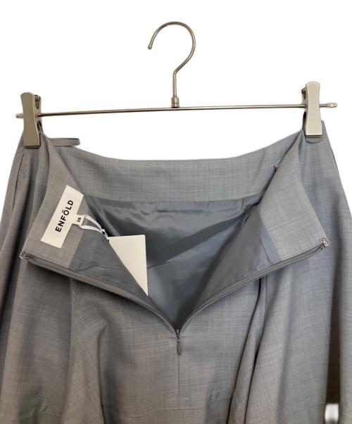 ENFOLD（エンフォルド）ENFOLD (エンフォルド) ソフトトロピカル Vase Balloon SKIRT トップグレー サイズ:38 未使用品の古着・服飾アイテム