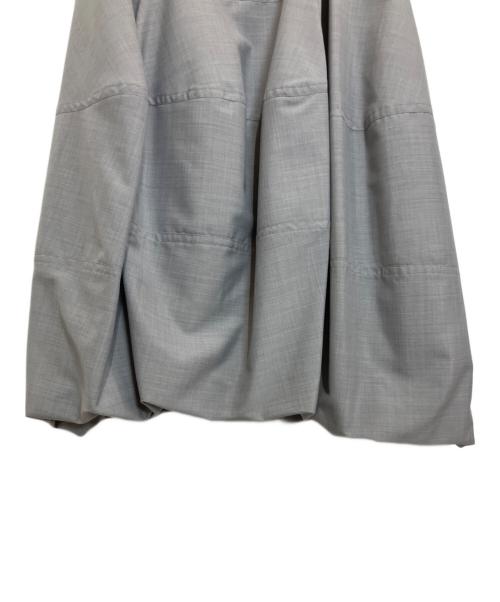 ENFOLD（エンフォルド）ENFOLD (エンフォルド) ソフトトロピカル Vase Balloon SKIRT トップグレー サイズ:38 未使用品の古着・服飾アイテム