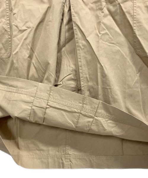 theory（セオリー）theory (セオリー) GD CHINO/CARGO MIDI SKIRT / カーゴスカート ベージュ サイズ:2 未使用品の古着・服飾アイテム