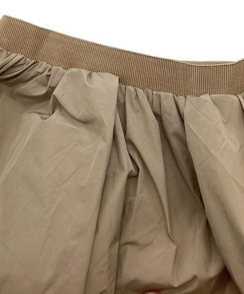 emmi atelier（エミアトリエ）emmi atelier (エミアトリエ) タックボリュームバルーンスカート ベージュ サイズ:1の古着・服飾アイテム