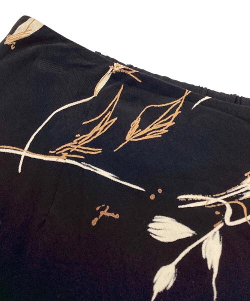 SACRA（サクラ）SACRA (サクラ) オータムフラワースカート ブラック サイズ:38の古着・服飾アイテム