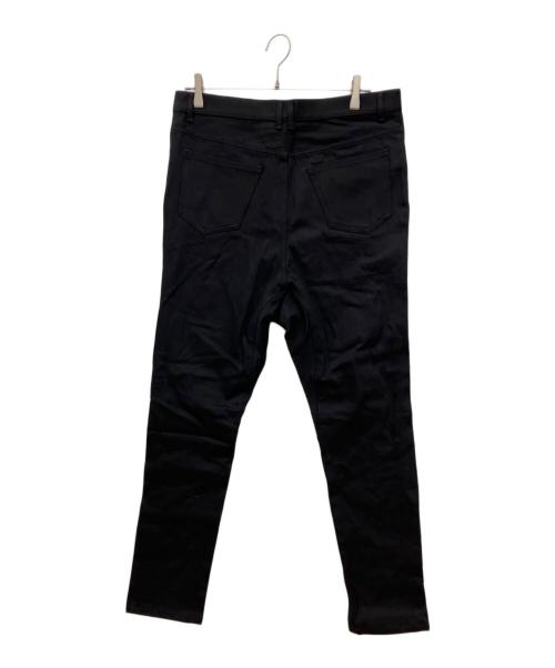 ato（アトウ）ato (アトウ) STRETCH DENIM SARROUEL PANTS　サルエルデニムパンツ ブラック サイズ:48 未使用品の古着・服飾アイテム
