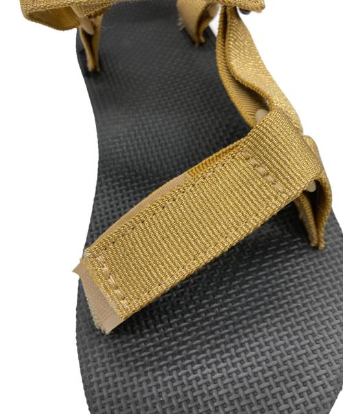 TEVA（テバ）TEVA (テバ) FLATFORM UNIVERSAL ゴールド サイズ:23cmの古着・服飾アイテム