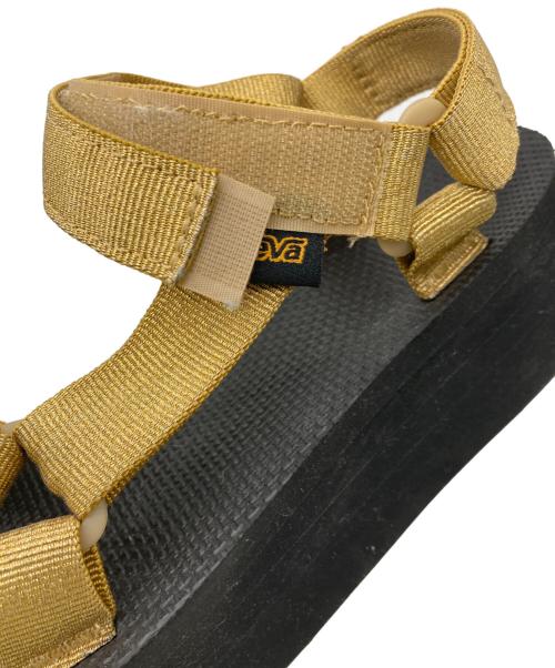 TEVA（テバ）TEVA (テバ) FLATFORM UNIVERSAL ゴールド サイズ:23cmの古着・服飾アイテム