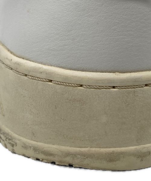 AUTRY（オートリ―）AUTRY (オートリ―) レザースニーカー ホワイト サイズ:40の古着・服飾アイテム