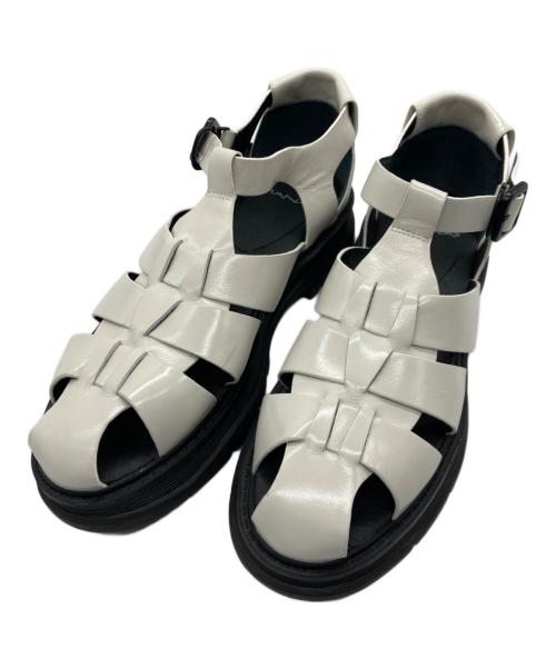 MANA（マナ）MANA (マナ) グルカストラップサンダル ホワイト サイズ:SIZE37の古着・服飾アイテム