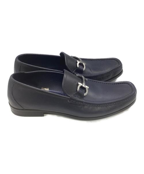 Salvatore Ferragamo（サルヴァトーレ フェラガモ）Salvatore Ferragamo (サルヴァトーレ フェラガモ) ガンチーニローファー ネイビー サイズ:8の古着・服飾アイテム