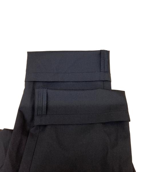 yohji yamamoto+noir（ヨウジヤマモトプリュスノアール）yohji yamamoto+noir (ヨウジヤマモトプリュスノアール) ウールストライプパンツ NZ-P01-111 ブラック サイズ:2の古着・服飾アイテム