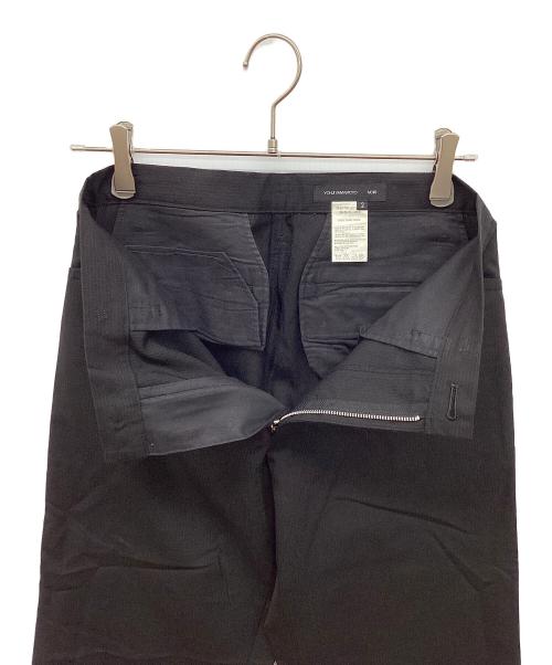 yohji yamamoto+noir（ヨウジヤマモトプリュスノアール）yohji yamamoto+noir (ヨウジヤマモトプリュスノアール) ウールストライプパンツ NZ-P01-111 ブラック サイズ:2の古着・服飾アイテム