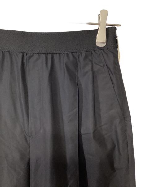 LE PHIL（ル フィル）LE PHIL (ル フィル) クリスピーブロードパンツ ブラック 未使用品の古着・服飾アイテム