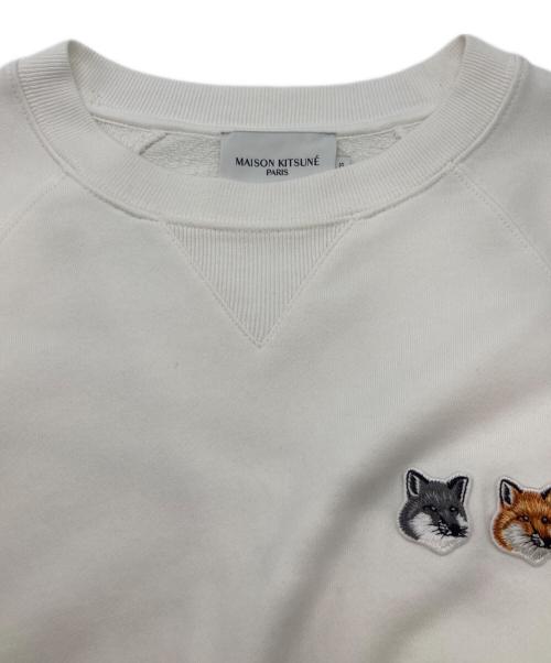 maison kitsune（メゾンキツネ）maison kitsune (メゾンキツネ) ダブルフォックスヘッド パッチ クラシック スウェットシャツ ホワイト サイズ:XSの古着・服飾アイテム