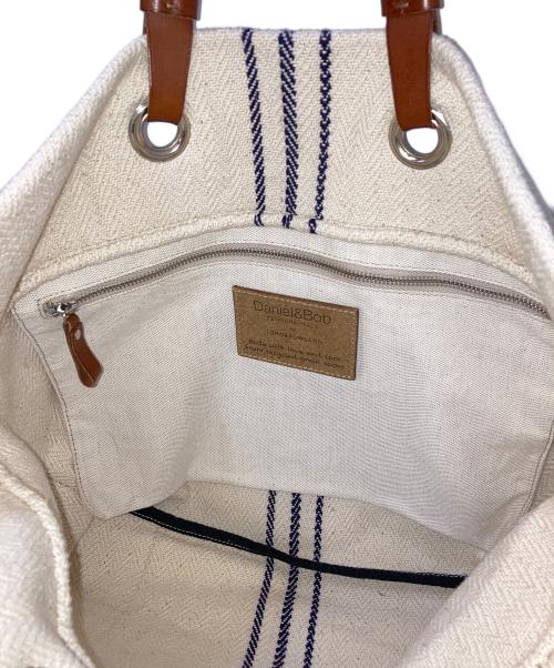 TOMORROW LAND（トゥモローランド）TOMORROW LAND (トゥモローランド) 別注Daniel&Bob トートバッグ アイボリーの古着・服飾アイテム