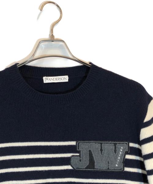 J.W.ANDERSON（ジェイダブリューアンダーソン）J.W.ANDERSON (ジェイダブリューアンダーソン) ロゴワッペンウールニット マルチカラー サイズ:Sの古着・服飾アイテム