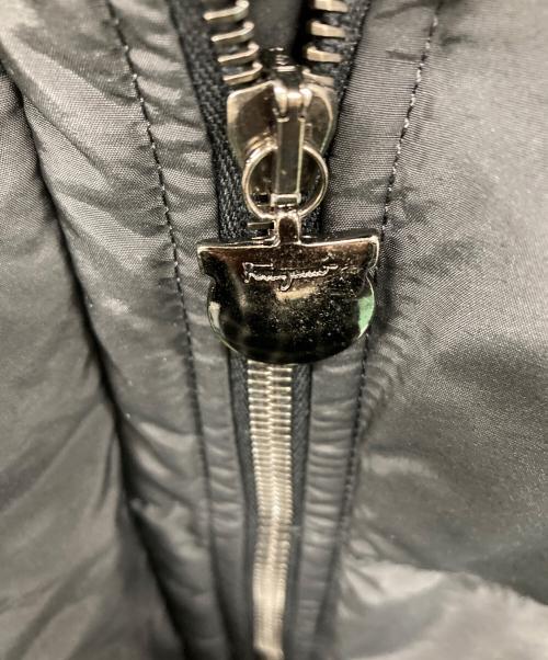 Salvatore Ferragamo（サルヴァトーレ フェラガモ）Salvatore Ferragamo (サルヴァトーレ フェラガモ) ダウンコート ブラック サイズ:SIZE XSの古着・服飾アイテム