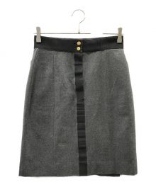CHANEL（シャネル）の古着「金釦ウールカシミヤスカート」｜グレー