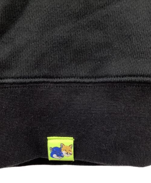 maison kitsune（メゾンキツネ）maison kitsune (メゾンキツネ) ADER error (アーダーエラー) エンブロイダリークルーネックスウェット ブラック サイズ:A1の古着・服飾アイテム