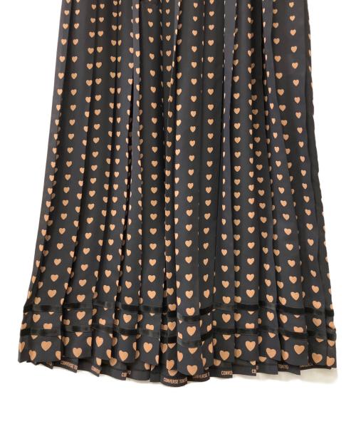 MUVEIL（ミュベール）MUVEIL (ミュベール) CONVERSE TOKYO (コンバーストウキョウ) プリーツワンピース ブラック サイズ:F　の古着・服飾アイテム