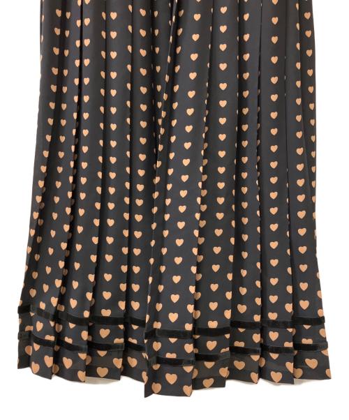 MUVEIL（ミュベール）MUVEIL (ミュベール) CONVERSE TOKYO (コンバーストウキョウ) プリーツワンピース ブラック サイズ:F　の古着・服飾アイテム