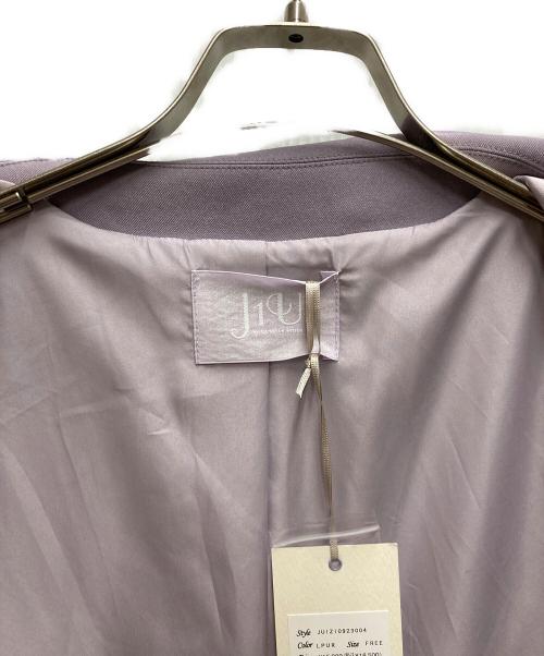 J1U by LA BELLE ETUDE（ジユウバイラベルエチュード）J1U by LA BELLE ETUDE (ジユウバイラベルエチュード) 袖スリット異素材テーラードジャケット パープル サイズ:freeの古着・服飾アイテム
