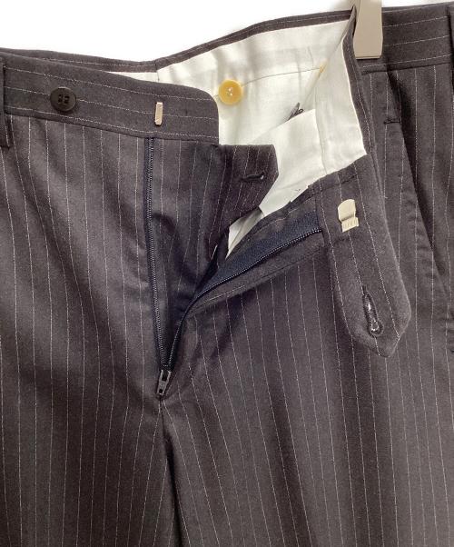 kiton（キートン）kiton (キートン) セットアップスーツ ブラウン サイズ:8Rの古着・服飾アイテム