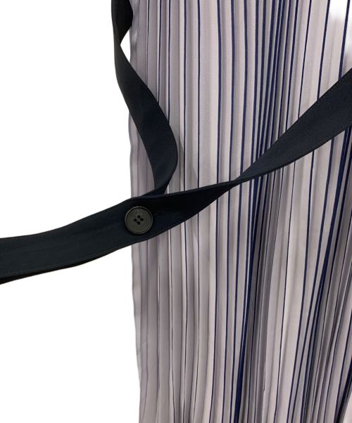 UNITED TOKYO（ユナイテッドトーキョー）UNITED TOKYO (ユナイテッドトーキョー) アパートカラープリーツワンピース ブルーの古着・服飾アイテム