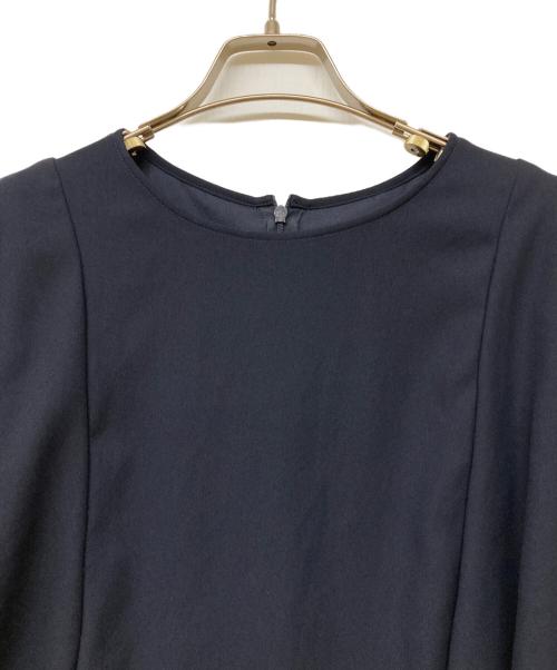 Paul Stuart（ポールスチュアート）Paul Stuart (ポールスチュアート) バックサテンジョーゼットブラウス ネイビー サイズ:6の古着・服飾アイテム