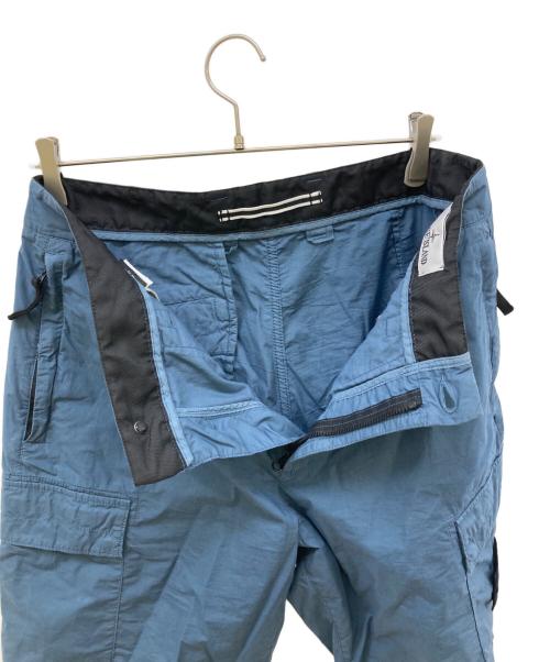 STONE ISLAND（ストーンアイランド）STONE ISLAND (ストーンアイランド) Garment Dyed Cargo Bermuda Shorts ブルー サイズ:32の古着・服飾アイテム