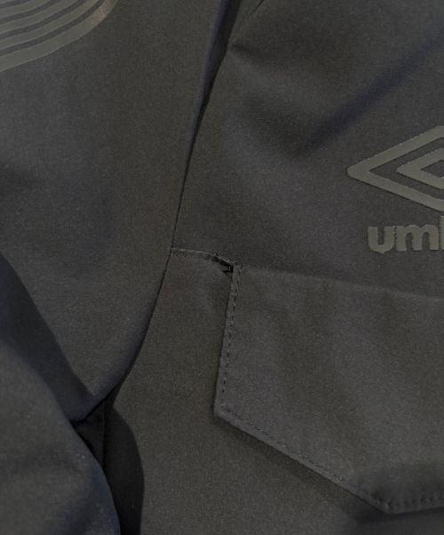 UMBRO（アンブロ）UMBRO (アンブロ) ELIMIMINATOR (エリミネイター) スマートパディングジャケット ブラック サイズ:Mの古着・服飾アイテム